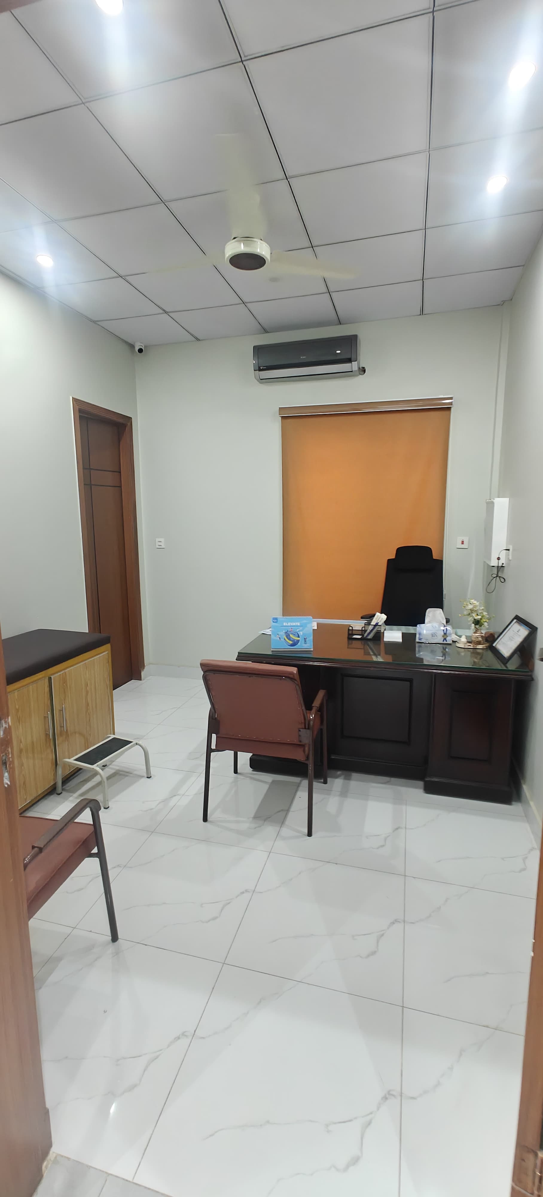 Kishwar Naz Clinic